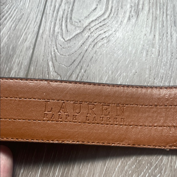 Elegant Women's Black and Brown Belt Set - Picture 4 of 16